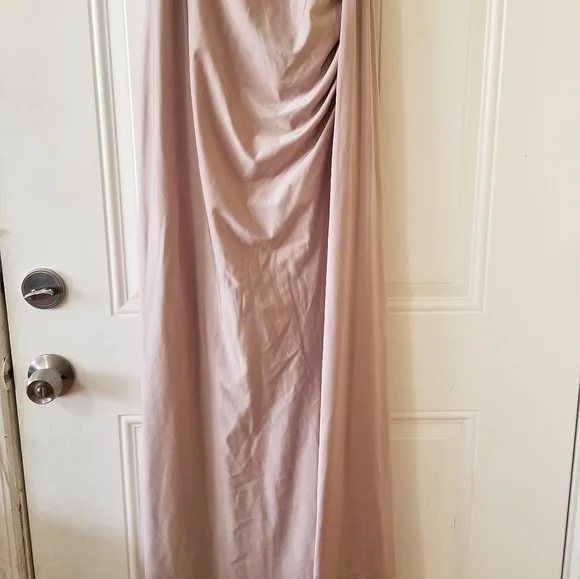Portia and Scarlett Women’s Gown Sz 4 - Picture 11 of 16